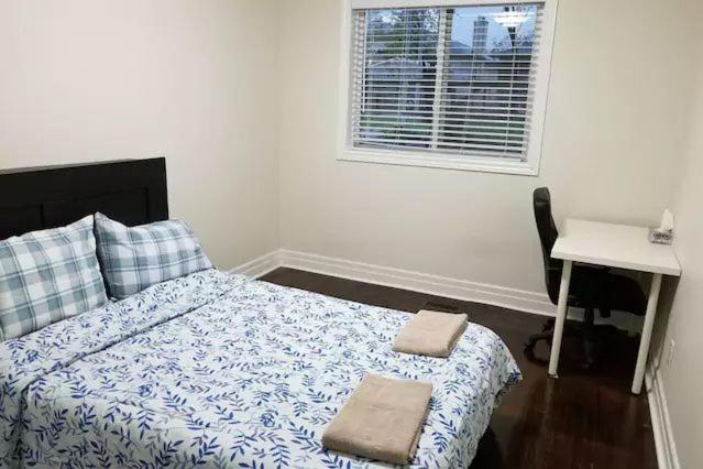 Private Rooms 5 Min Finch West Subway - York University Toronto Extérieur photo