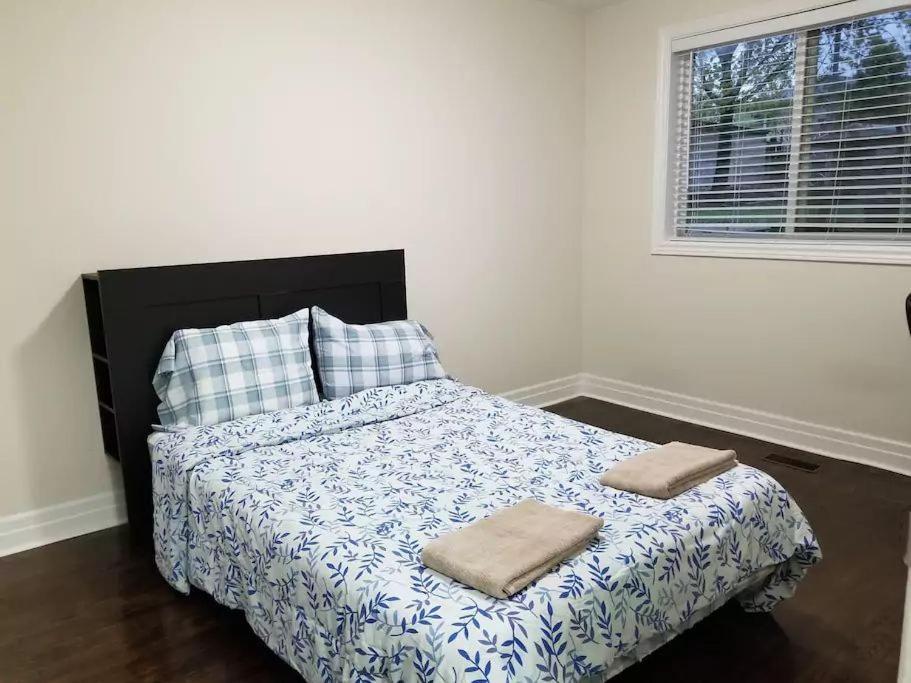 Private Rooms 5 Min Finch West Subway - York University Toronto Extérieur photo