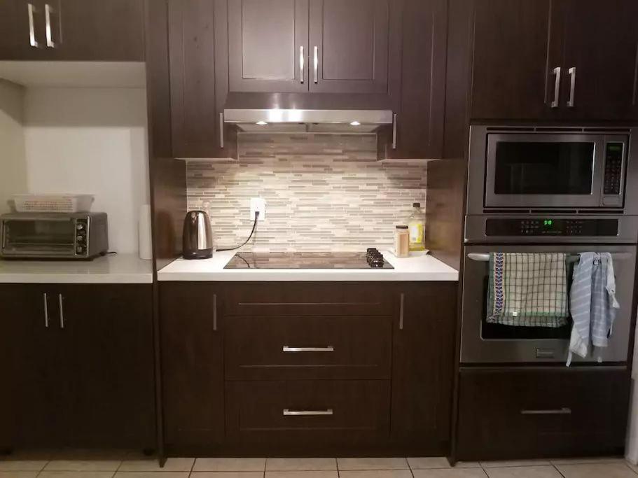 Private Rooms 5 Min Finch West Subway - York University Toronto Extérieur photo