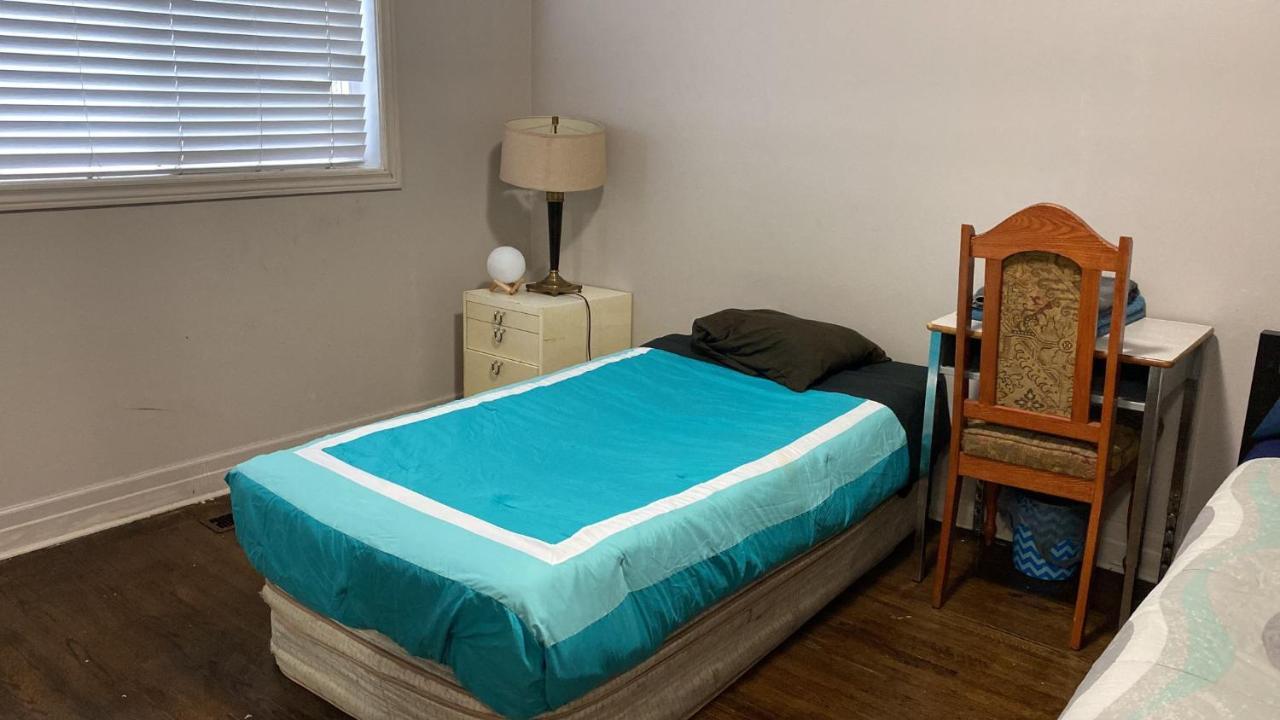 Private Rooms 5 Min Finch West Subway - York University Toronto Extérieur photo